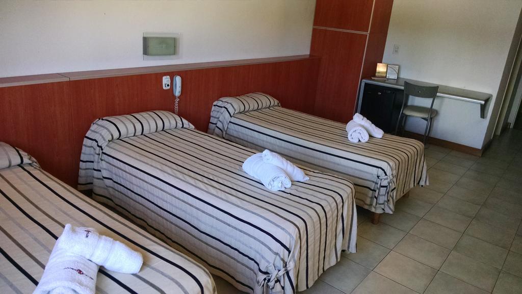 Hotel Necof Rosario Pokoj fotografie